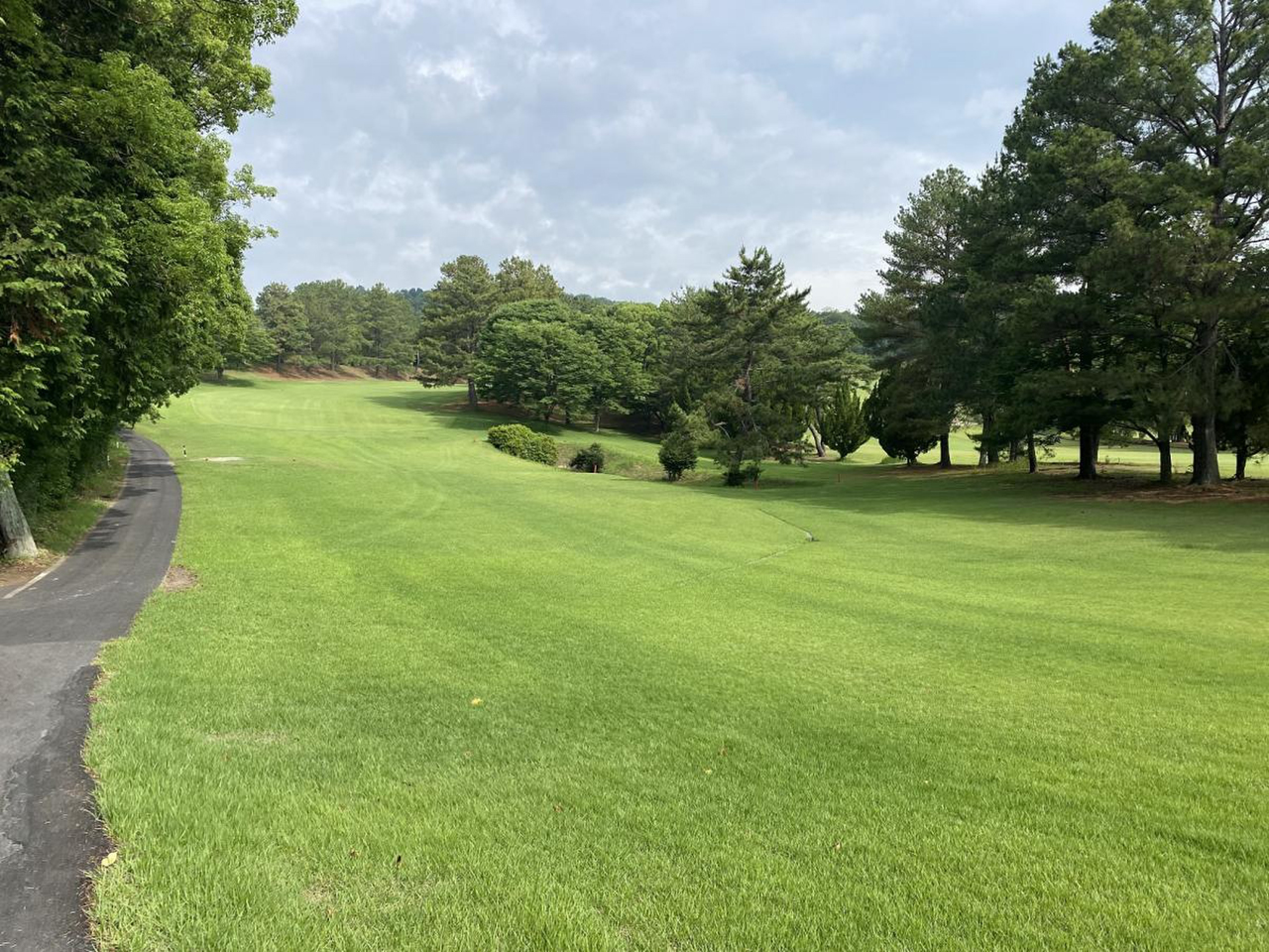 岡山カントリークラブ桃の郷３